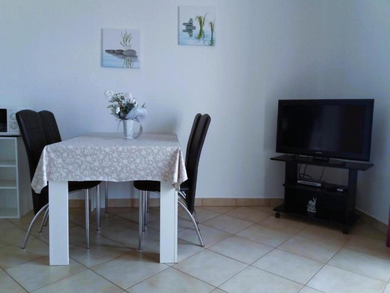 Guest House Lucija Banjol Szoba fotó