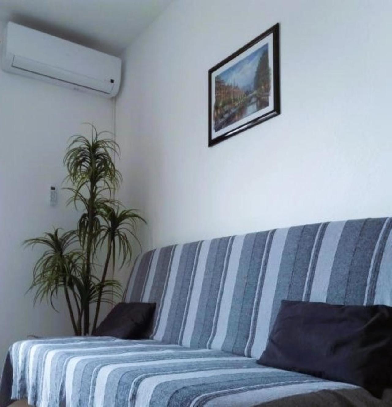 Guest House Lucija Banjol Szoba fotó