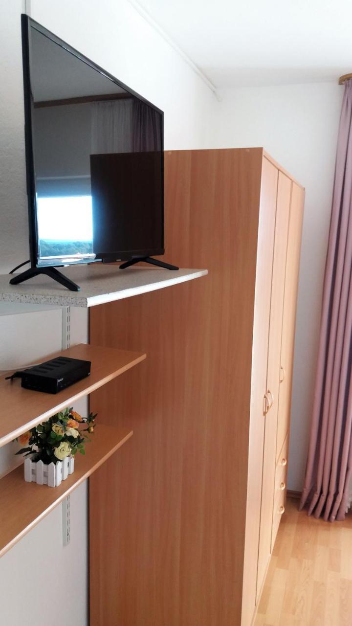 Guest House Lucija Banjol Kültér fotó